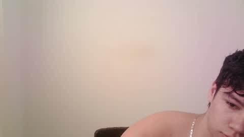 Snapshot of zeus_183 chatting on November 2025 12:44:02 PM zeus_183 online show from November 2025 12:44:02 PM