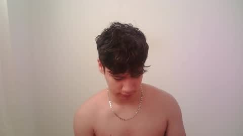 zeus_183 online show from January 2026 02:54:02 PM