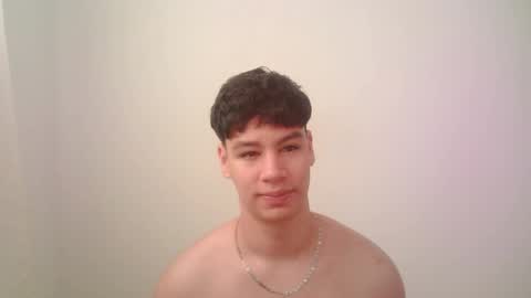 zeus_183 online show from April 2026 04:04:01 PM