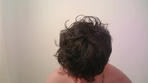 zeus_183 online show from May 2026 01:18:02 PM
