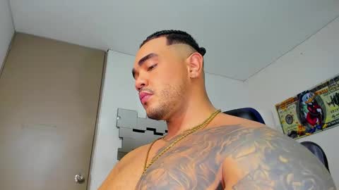 zeus strong online show from February 2025 10:59:01 PM