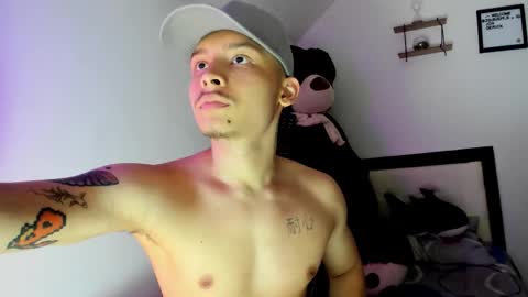 Snapshot of zeusjeff chatting on November 2025 08:42:02 PM zeus online show from November 2025 08:42:02 PM