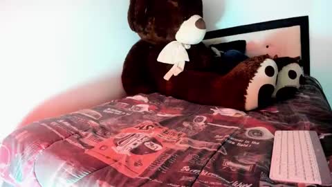 Snapshot of zeusjeff chatting on November 2025 11:26:01 PM zeus online show from November 2025 11:26:01 PM