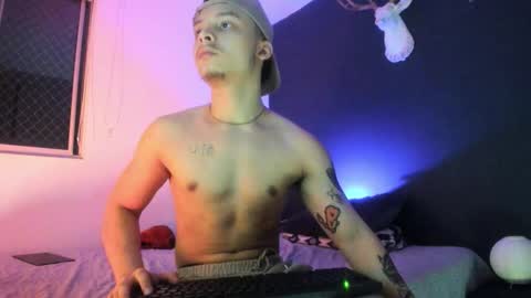 Snapshot of zeusjeff chatting on March 2026 12:49:02 AM zeus online show from March 2026 12:49:02 AM