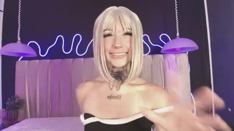 zhally_dee online show from March 2026 07:30:01 PM