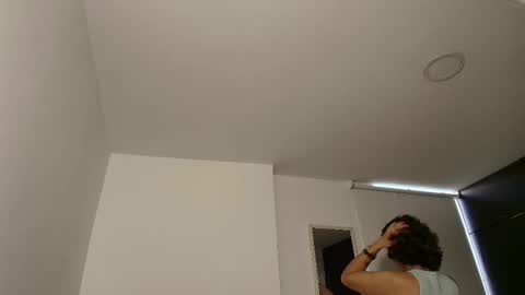 Snapshot of zhara_11 chatting on January 2026 12:07:02 PM Zhara online show from January 2026 12:07:02 PM