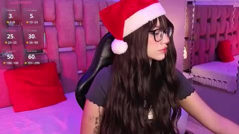 Snapshot of zharaluxie chatting on December 2025 01:06:01 PM Zhara online show from December 2025 01:06:01 PM