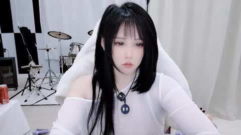 Snapshot of zhen0 chatting on April 2026 10:44:02 PM zhen online show from April 2026 10:44:02 PM