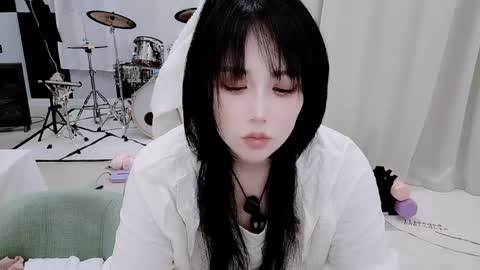 Snapshot of zhen0 chatting on May 2026 02:19:01 AM zhen online show from May 2026 02:19:01 AM