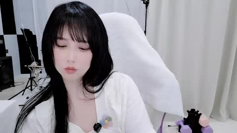 Snapshot of zhen0 chatting on May 2026 02:56:02 PM zhen online show from May 2026 02:56:02 PM