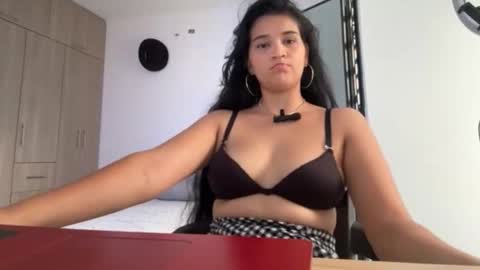 zhendaya23 online show from October 2025 10:32:02 PM