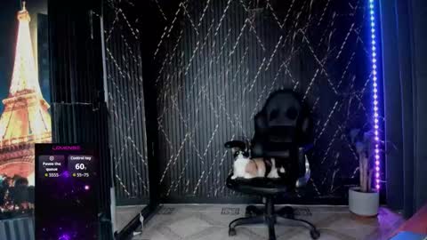 zhoestrong online show from January 2026 02:32:02 PM