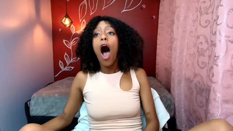 Zia Green online show from December 2024 06:06:01 PM