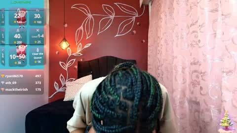 Zia Green online show from December 2024 03:33:02 PM