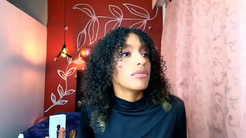 Zia Green online show from January 2025 12:18:01 PM