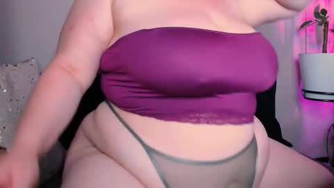 Snapshot of zinacorleone chatting on May 2026 07:33:02 PM zinacorleone online show from May 2026 07:33:02 PM
