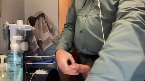 Snapshot of zinger283069 chatting on December 2025 12:18:01 AM zinger283069 online show from December 2025 12:18:01 AM