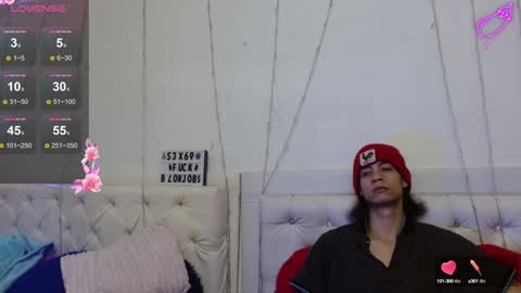 Zion  Bora online show from December 2024 09:50:02 AM