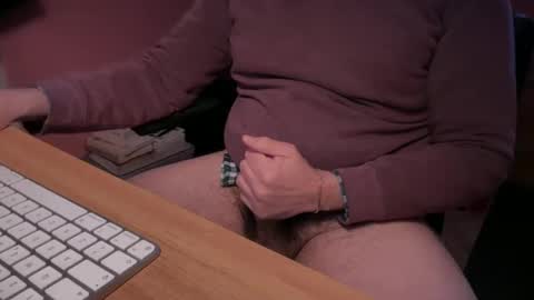 Mauro online show from December 2024 02:42:02 PM