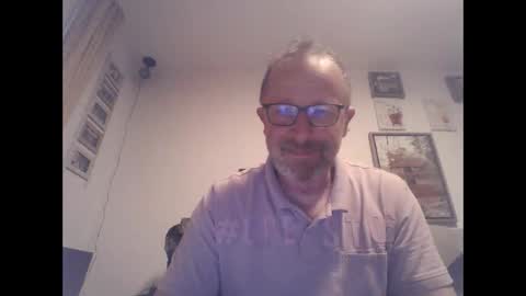 Zippi online show from September 2025 08:32:02 PM