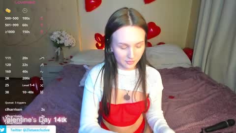 Snapshot of zlata__fox chatting on February 2025 06:12:01 PM Zlata Mon Tue Thu Fri Sun Sa GMT 3 0000pm - 0600pm online show from February 2025 06:12:01 PM