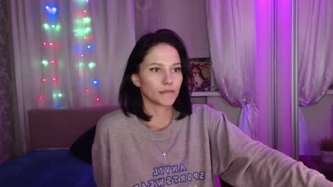Zlata online show from December 2024 09:19:01 PM