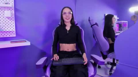 Snapshot of zoe_444_ chatting on March 2026 03:56:01 AM Zoe online show from March 2026 03:56:01 AM