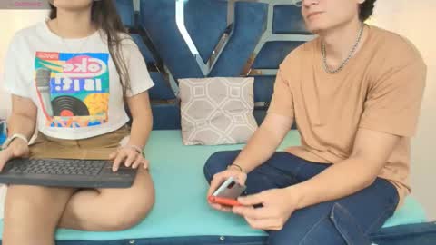 Zoe and dylan  online show from November 2025 12:16:02 PM