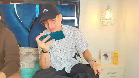 Zoe and dylan  online show from February 2026 12:56:02 PM