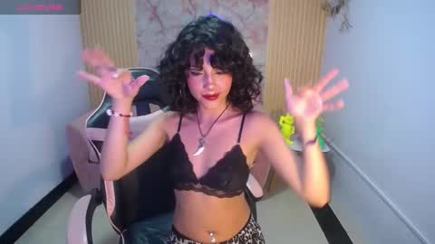 Snapshot of zoe_ch_ chatting on January 2025 09:25:01 PM zoe_ch_ online show from January 2025 09:25:01 PM