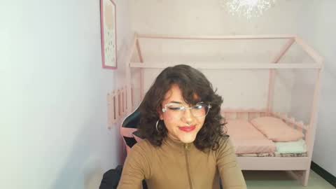 Snapshot of zoe_ch_ chatting on January 2025 09:23:02 PM zoe_ch_ online show from January 2025 09:23:02 PM