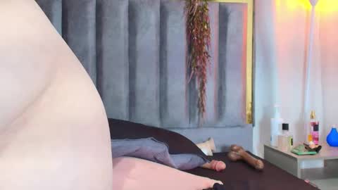 Zoe online show from February 2026 12:51:02 AM