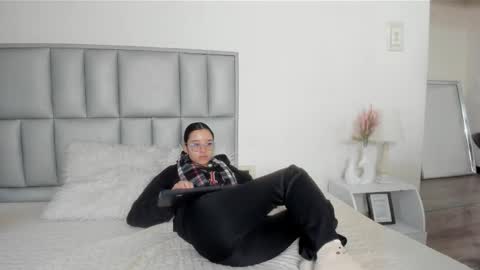 zoe_dear online show from March 2026 10:38:02 PM