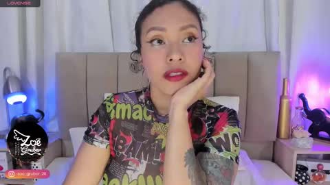 Zoe Gruber online show from September 2025 02:55:01 AM