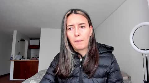 Snapshot of zoe_jeane_beker chatting on February 2026 09:22:02 PM ZOE online show from February 2026 09:22:02 PM