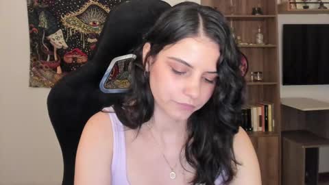 Zoe  online show from September 2025 12:58:02 AM