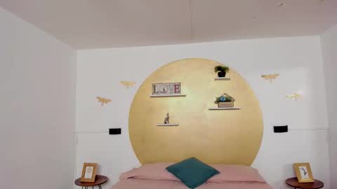 Snapshot of zoe_lynch_ chatting on October 2025 11:44:01 AM Zoe Lynch online show from October 2025 11:44:01 AM