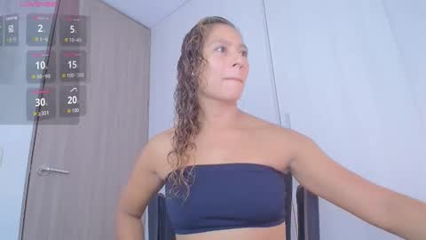 zoe online show from October 2025 08:55:02 PM