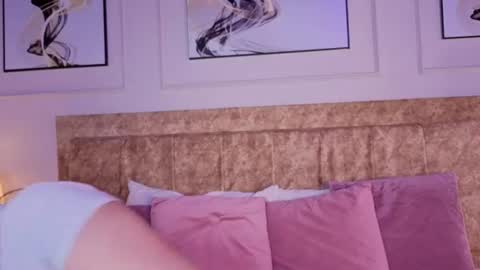 zoe_moon__ online show from June 2026 11:09:01 AM