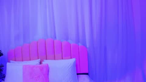 Snapshot of zoe_rivers chatting on February 2025 05:24:01 PM Zoe online show from February 2025 05:24:01 PM