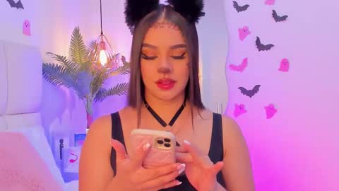 Snapshot of zoe_rivers chatting on October 2025 01:06:01 AM Zoe online show from October 2025 01:06:01 AM