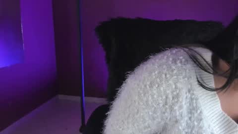 Zoe online show from November 2025 02:36:02 AM