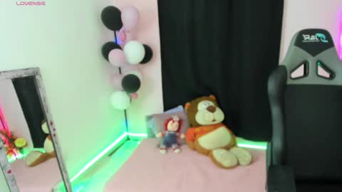 zoe_sullivan_ online show from December 2024 09:49:02 AM