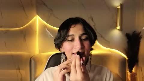 Zoe online show from November 2025 12:27:02 PM