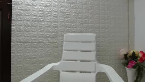 Snapshot of zoe_velvet chatting on October 2025 06:35:02 PM Carolina online show from October 2025 06:35:02 PM