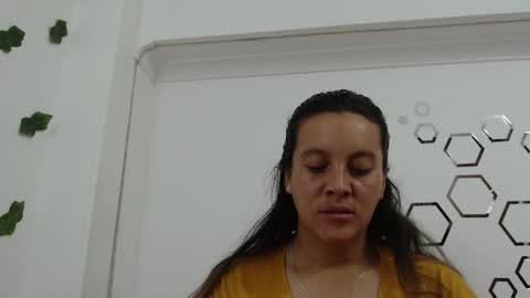 Snapshot of zoe_velvet chatting on November 2025 09:25:02 PM Carolina online show from November 2025 09:25:02 PM