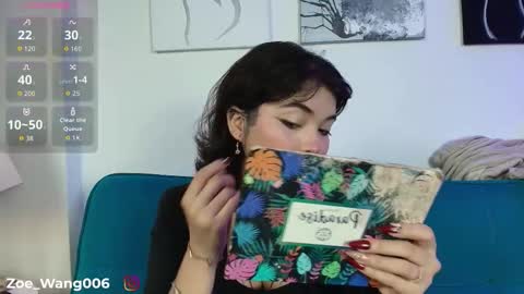 Zoe online show from November 2025 01:33:02 PM