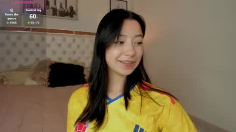 Snapshot of zoe_xra chatting on June 2026 08:32:02 PM Zoe online show from June 2026 08:32:02 PM