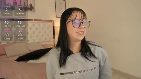 Snapshot of zoe_xra chatting on June 2026 08:57:01 PM Zoe online show from June 2026 08:57:01 PM