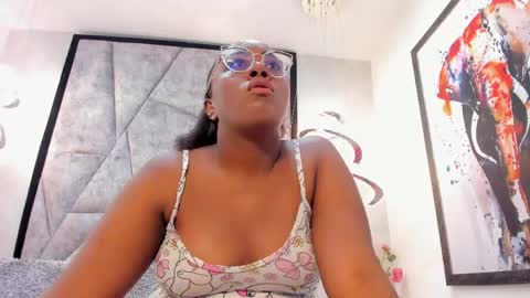 Zoe online show from June 2026 12:00:02 PM